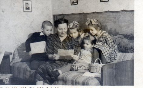 dobos_margit_zimanyi_a.m.e.m..jpg